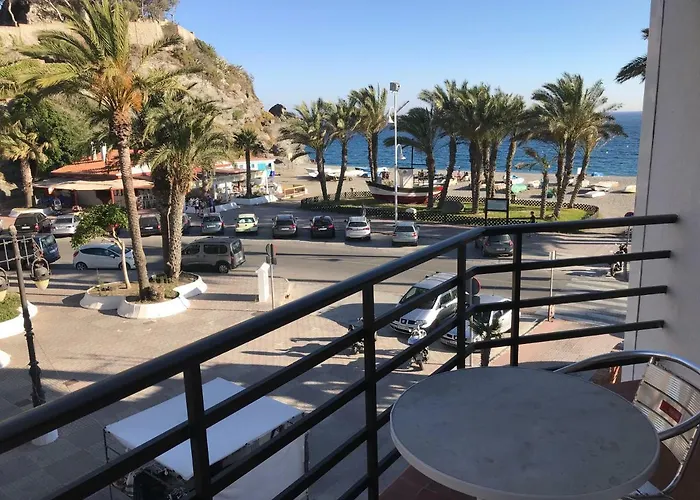 Playa San Cristóbal Almuñécar