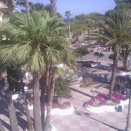 Playa San Cristóbal Szálloda *